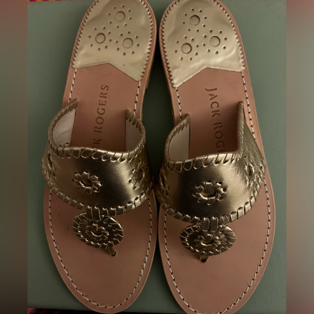 Brand new Jack Rogers Jacks in Platinum size 10